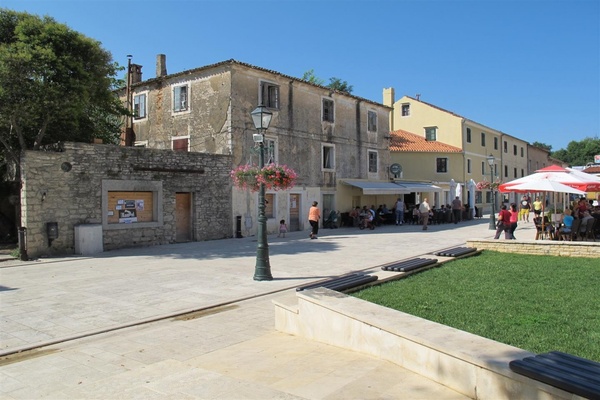 Kombi prevoz putnika Beograd - Benkovac, FastTravel